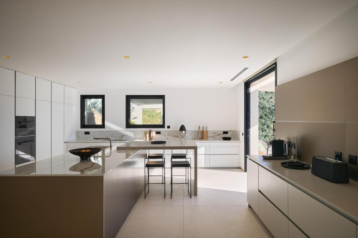 Luxury Villa In Grimaud With Gulf View Ngoại thất bức ảnh